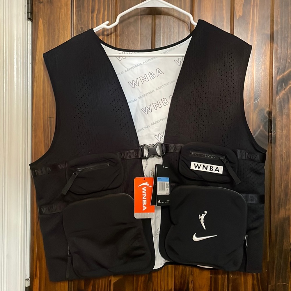 WNBA NIKE Utility Vest